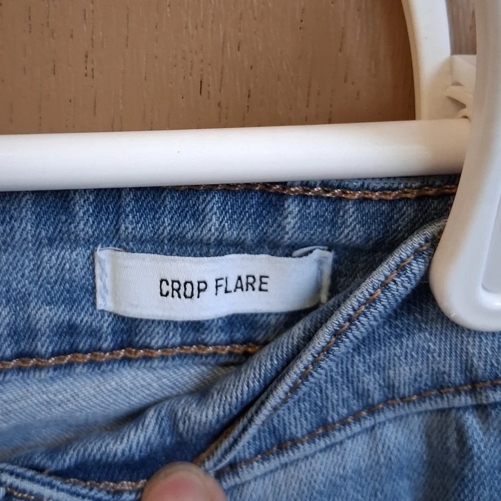 William Rast Crop‎ Flare 2 Tone Uneven Hem Jeans Pre-Owned 27